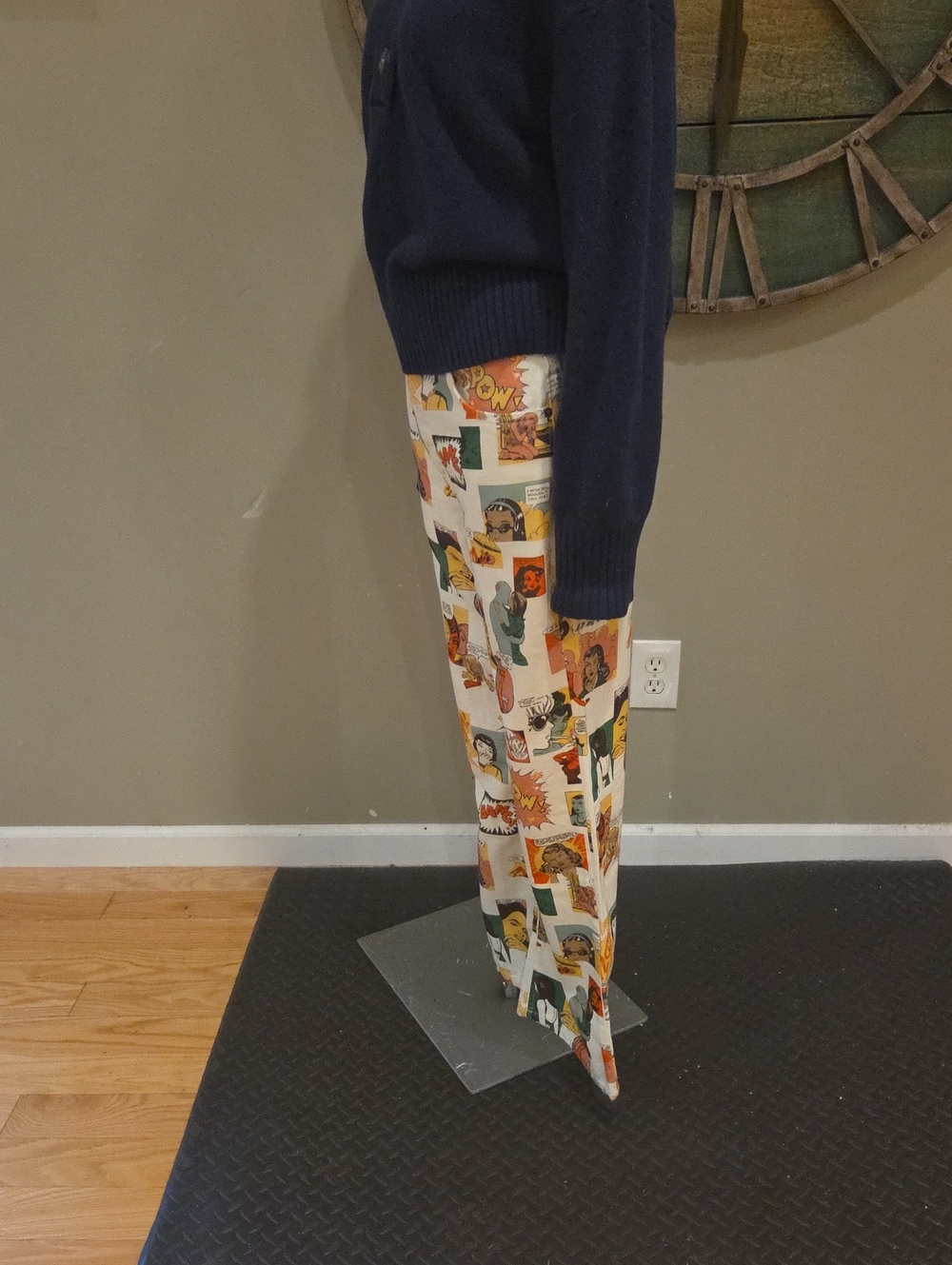 Reformation Comic High Rise Straight Jean - Picture 3 of 16